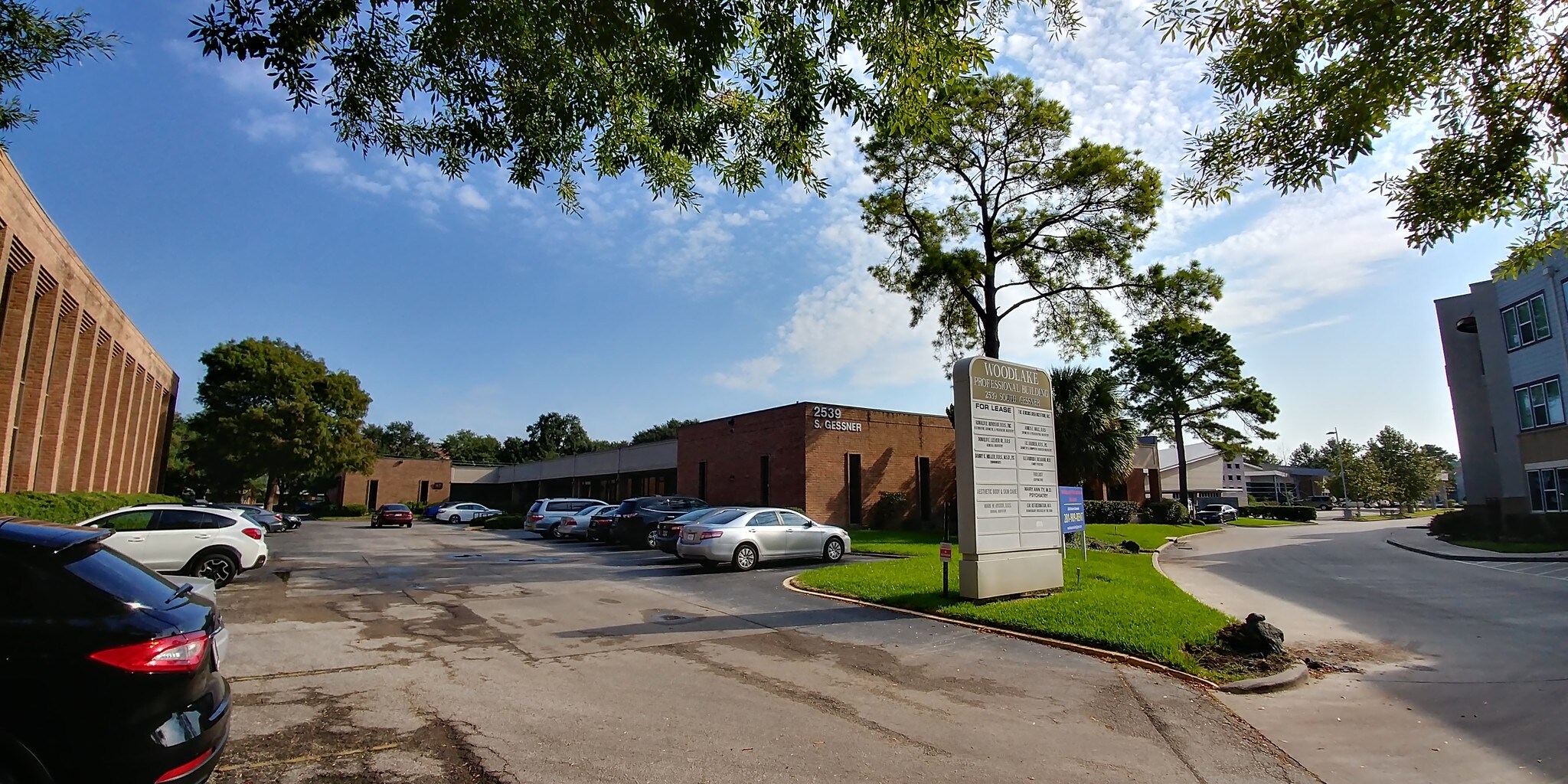 2539 S Gessner Rd, Houston, TX à louer Photo du bâtiment- Image 1 de 5