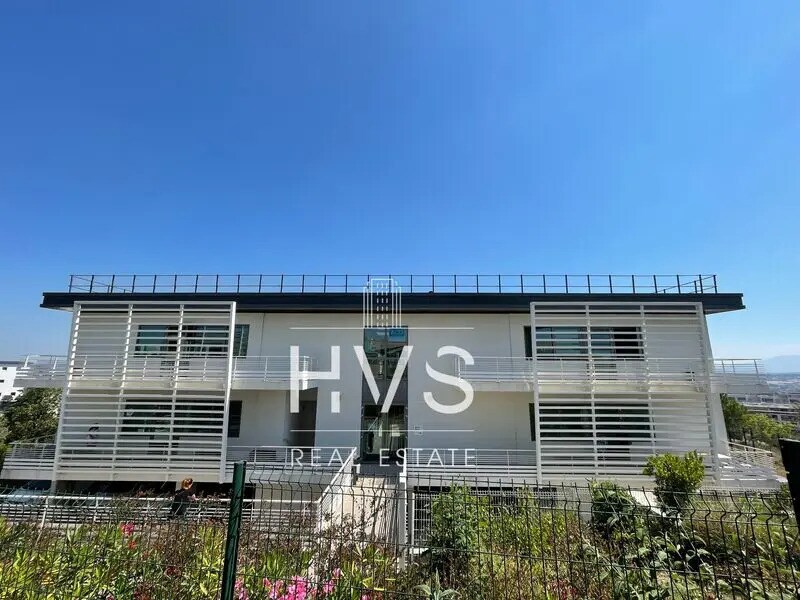 Office in Aix-en-Provence for lease Building Photo- Image 1 of 12