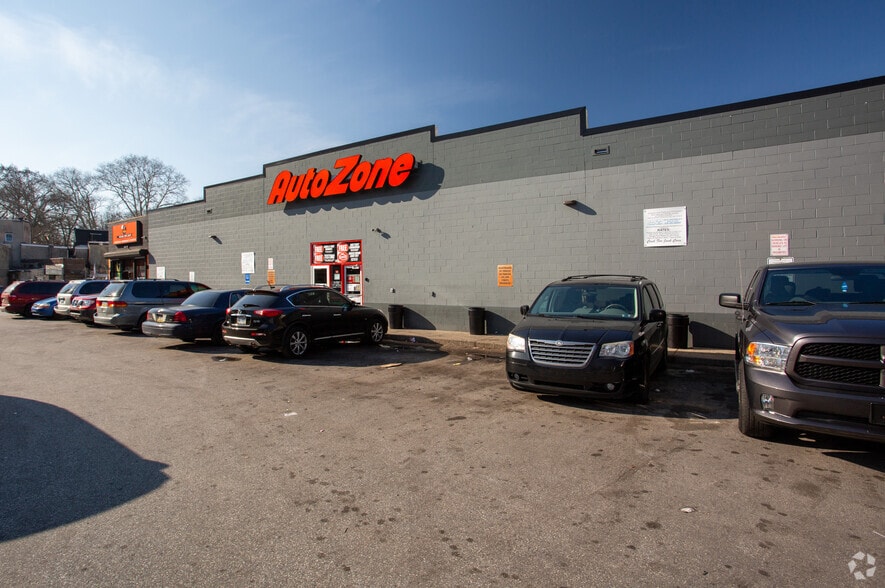 35 E Chelten Ave, Philadelphia, PA for lease - Building Photo - Image 2 of 6