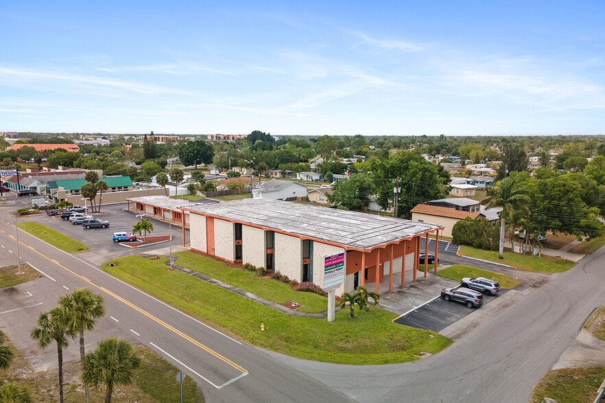 3524 Tamiami Trl, Port Charlotte, FL for lease - Building Photo - Image 3 of 12