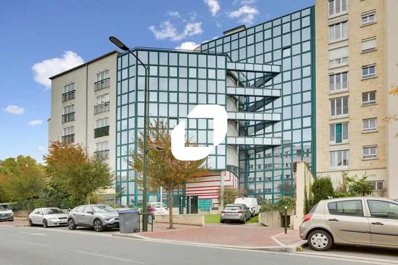 5 Boulevard Du Maréchal Joffre, Bourg-la-Reine for lease Primary Photo- Image 1 of 14