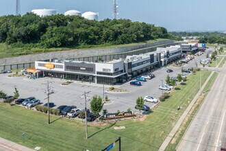 801-945 E Kenosha St, Broken Arrow, OK - Aerial map view