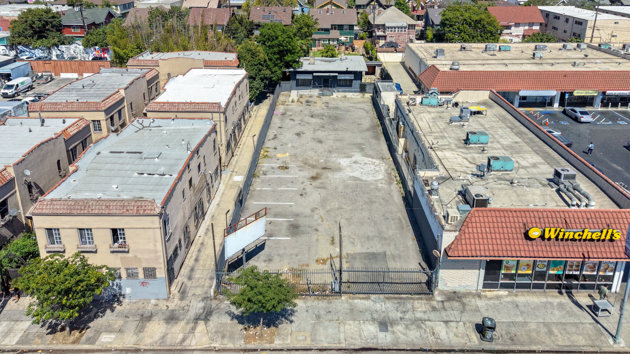 1664 S Western Ave, Los Angeles, CA à vendre Photo du bâtiment- Image 1 de 20