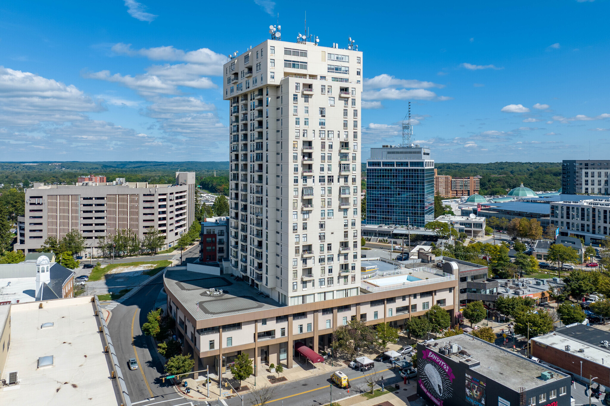 28 Allegheny Ave, Towson, MD à vendre Photo du b timent- Image 1 de 1