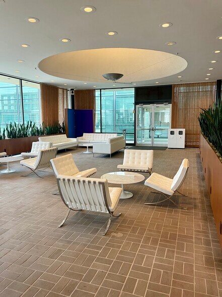 525 Jackson st, Columbus, IN à vendre - Photo intérieure - Image 2 de 13