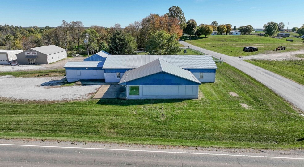 62240 Bailey Rd, Barnesville, OH for lease - Building Photo - Image 1 of 15