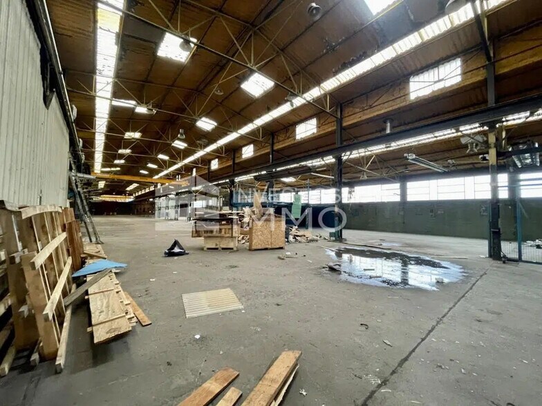 Flex in Meaux for lease - Building Photo - Image 3 of 10