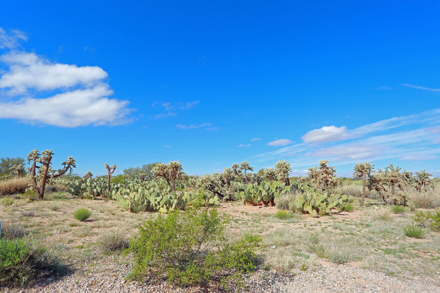 7850 E Valencia Rd, Tucson, AZ for lease - Building Photo - Image 1 of 4