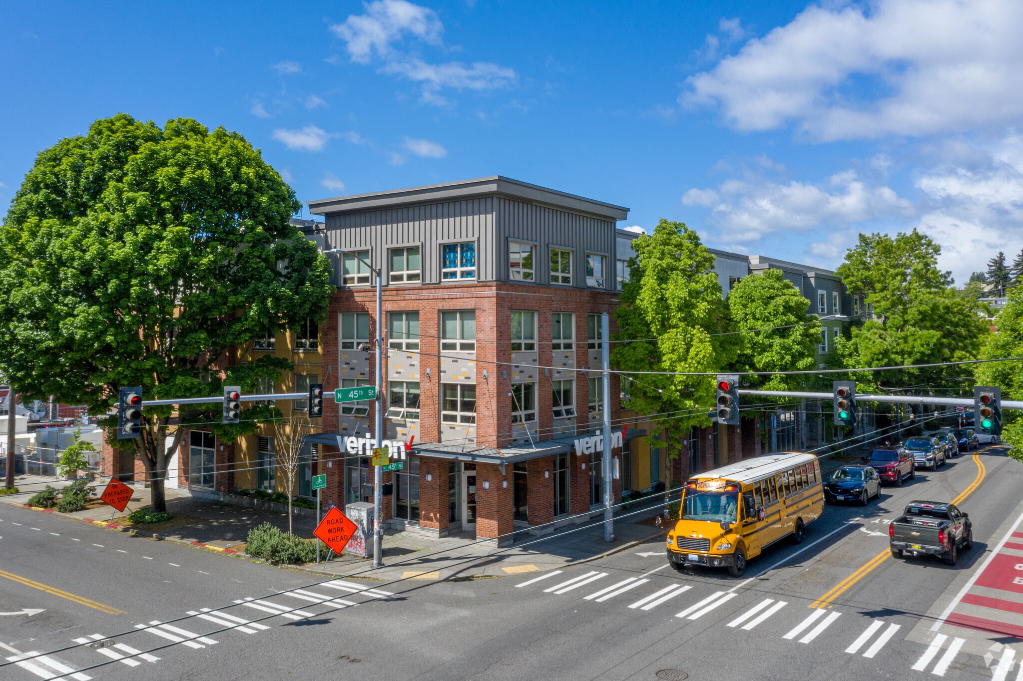 4469 Stone Way N, Seattle, WA for lease Primary Photo- Image 1 of 5