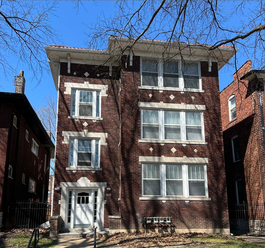 731 Interdrive, Saint Louis, MO for sale Primary Photo- Image 1 of 3