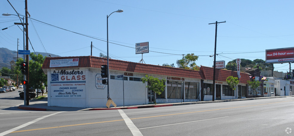 7639 Foothill Blvd, Tujunga, CA for lease - Primary Photo - Image 1 of 49