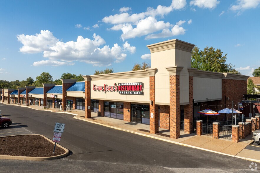 2109-2175 Charbonier Rd, Florissant, MO for lease - Building Photo - Image 2 of 5