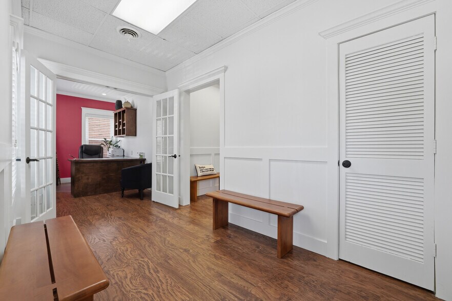 1843 Peeler Rd, Dunwoody, GA à louer - Photo du bâtiment - Image 3 de 10