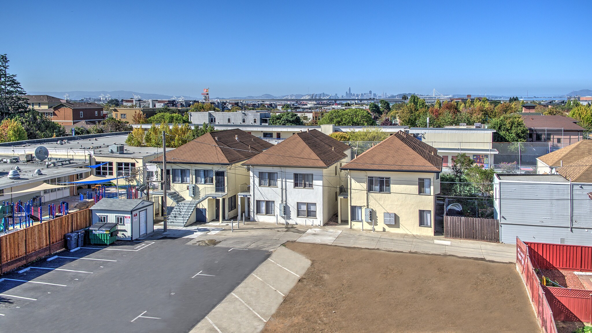 1049 43rd St, Emeryville, CA à vendre Photo principale- Image 1 de 1