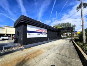 2200 W International Speedway Blvd, Daytona Beach, FL à louer Photo intérieure- Image 1 de 7