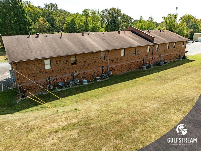 5704 Old Highway 54, Philpot, KY à vendre - Photo du bâtiment - Image 3 de 17