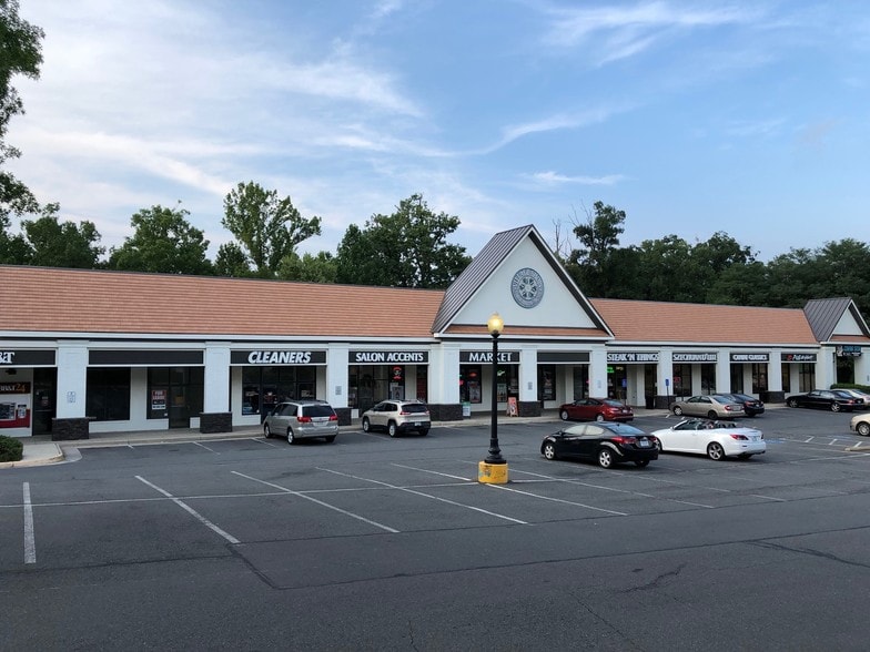 8900-8920 Village Shops Dr, Fairfax Station, VA for lease - Building Photo - Image 1 of 1