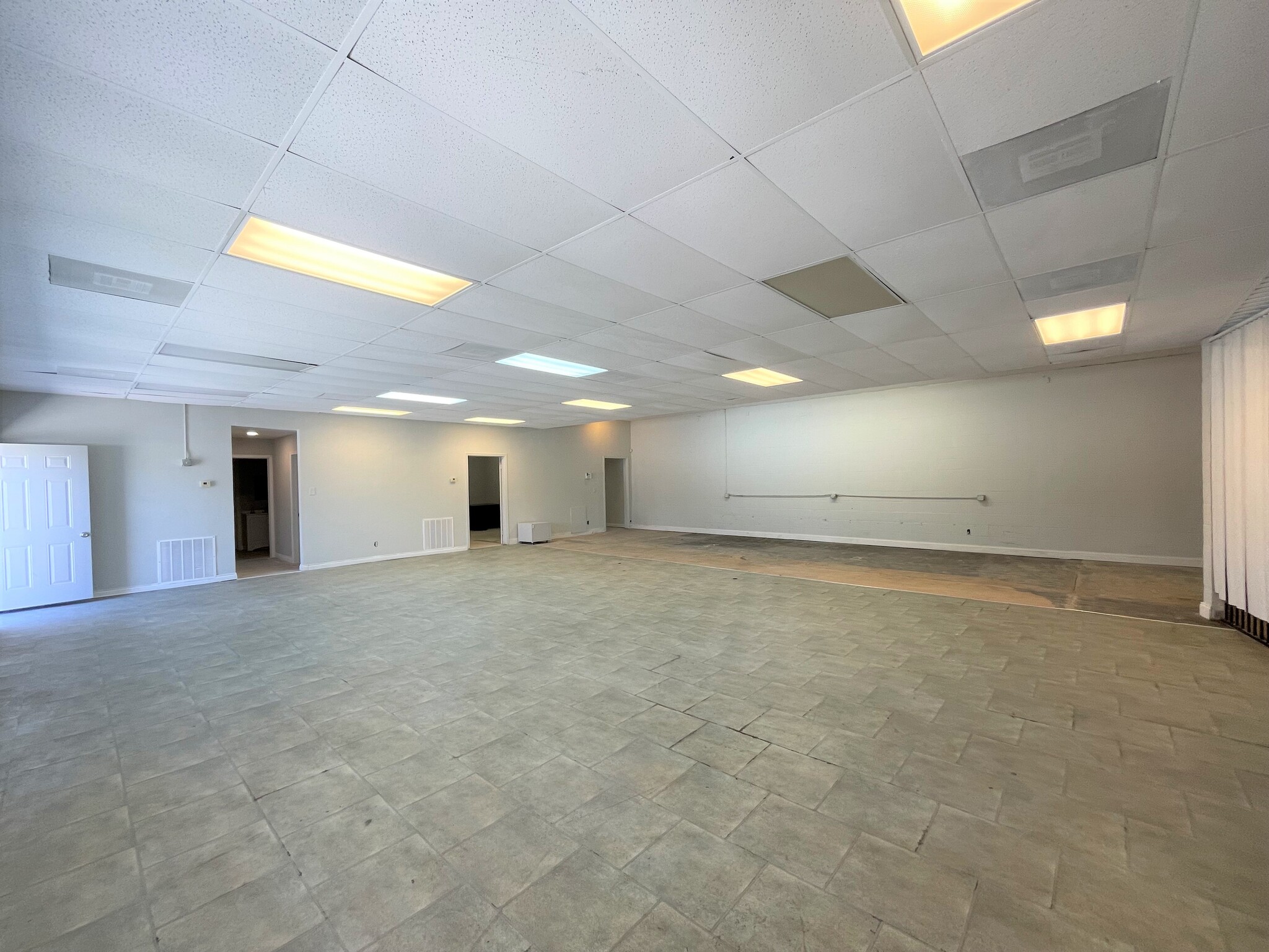 1443 N E St, San Bernardino, CA for sale Interior Photo- Image 1 of 6