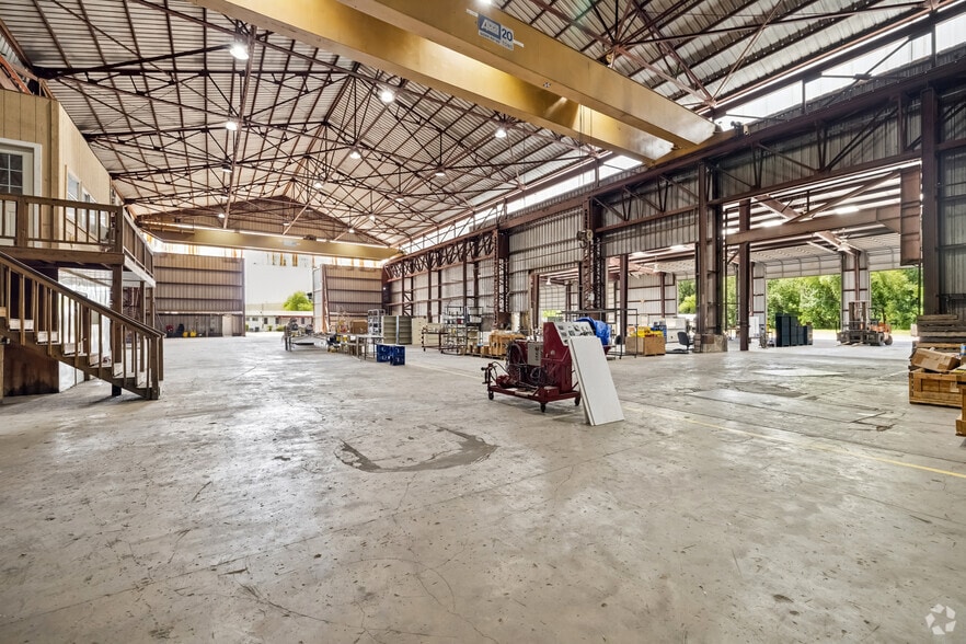 12050 Proctor St, Houston, TX for lease - Interior Photo - Image 3 of 35