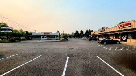 5245-5251 Commercial St SE, Salem, OR for lease Building Photo- Image 1 of 8