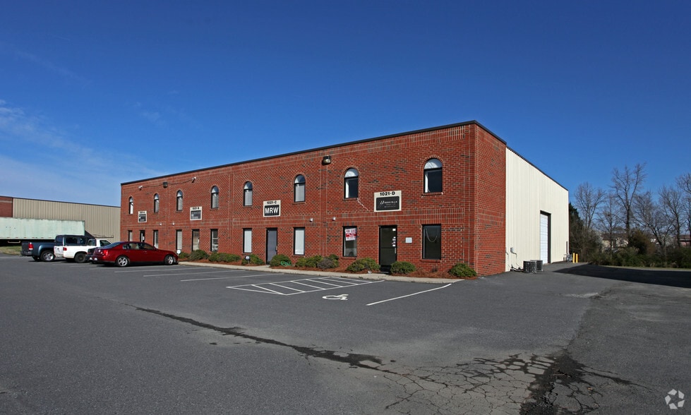 1021 Technology Dr, Indian Trail, NC for lease - Primary Photo - Image 1 of 12