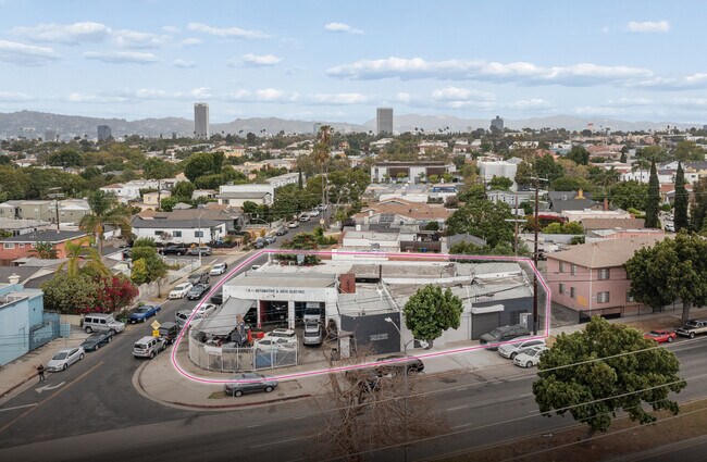 Plus de détails pour 5363 Venice Blvd, Los Angeles, CA - Commerce de détail à vendre