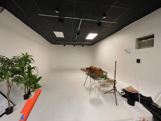 More details for 3117 12th St, Astoria, NY - Retail for Lease