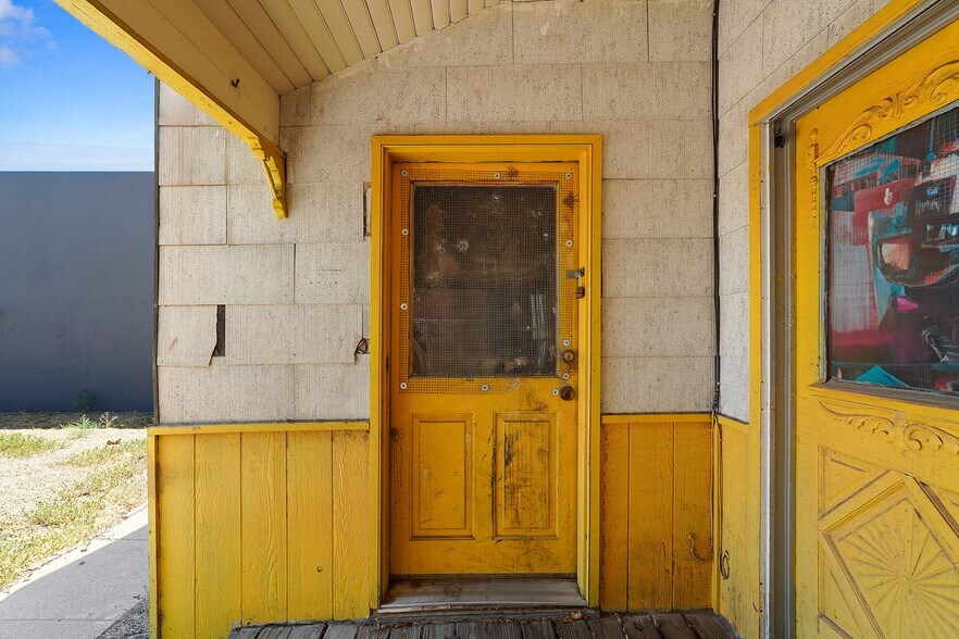 635 Broadway Blvd SE, Albuquerque, NM à vendre - Photo du bâtiment - Image 3 de 18