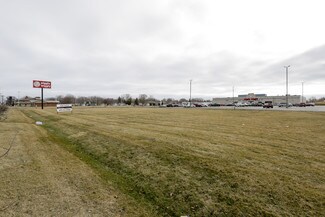 More details for 507 E Murdock Ave, Oshkosh, WI - Land for Sale