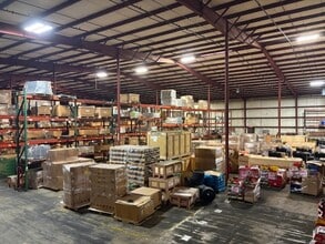 1582 Startown Rd, Lincolnton, NC for lease Interior Photo- Image 2 of 3