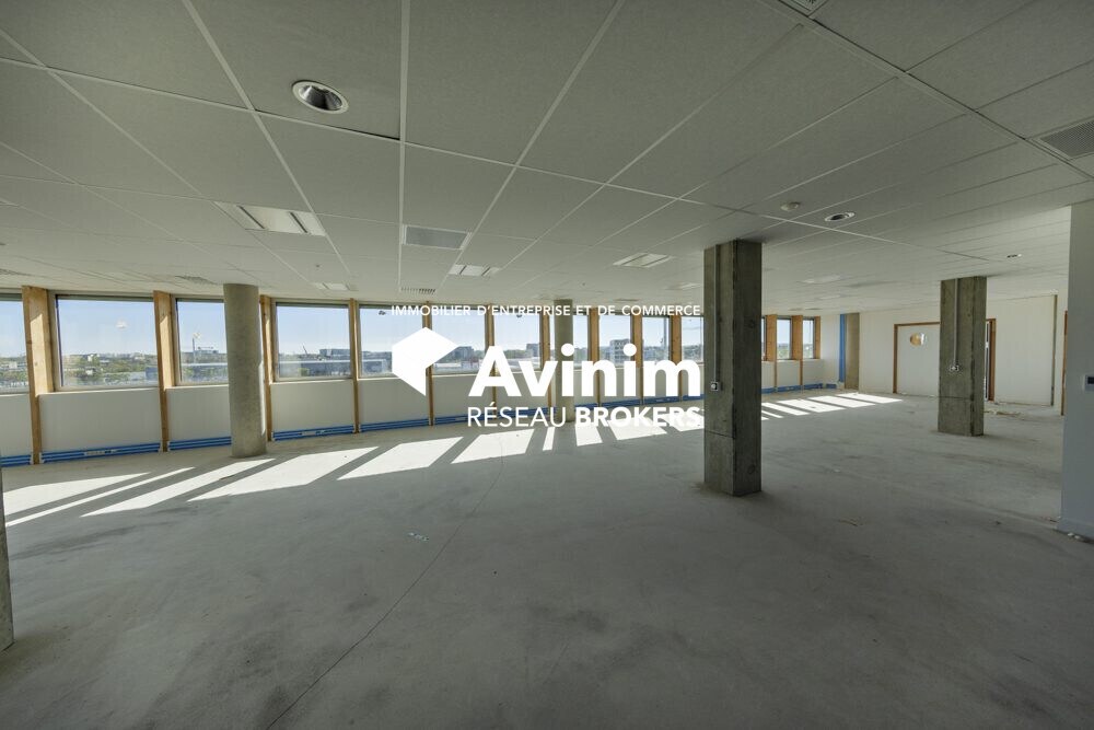Office in Toulouse for lease Interior Photo- Image 1 of 7