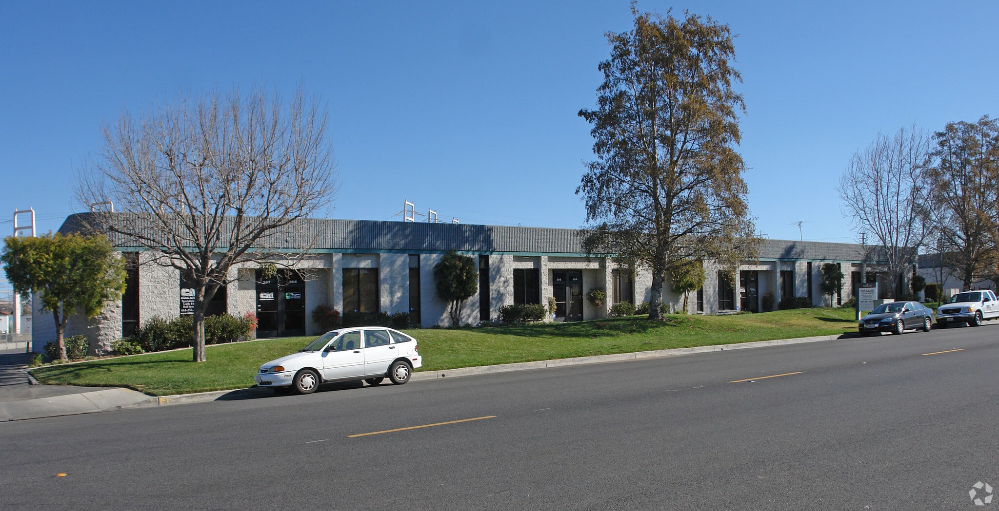 28170 Avenue Crocker, Valencia, CA for lease Primary Photo- Image 1 of 8