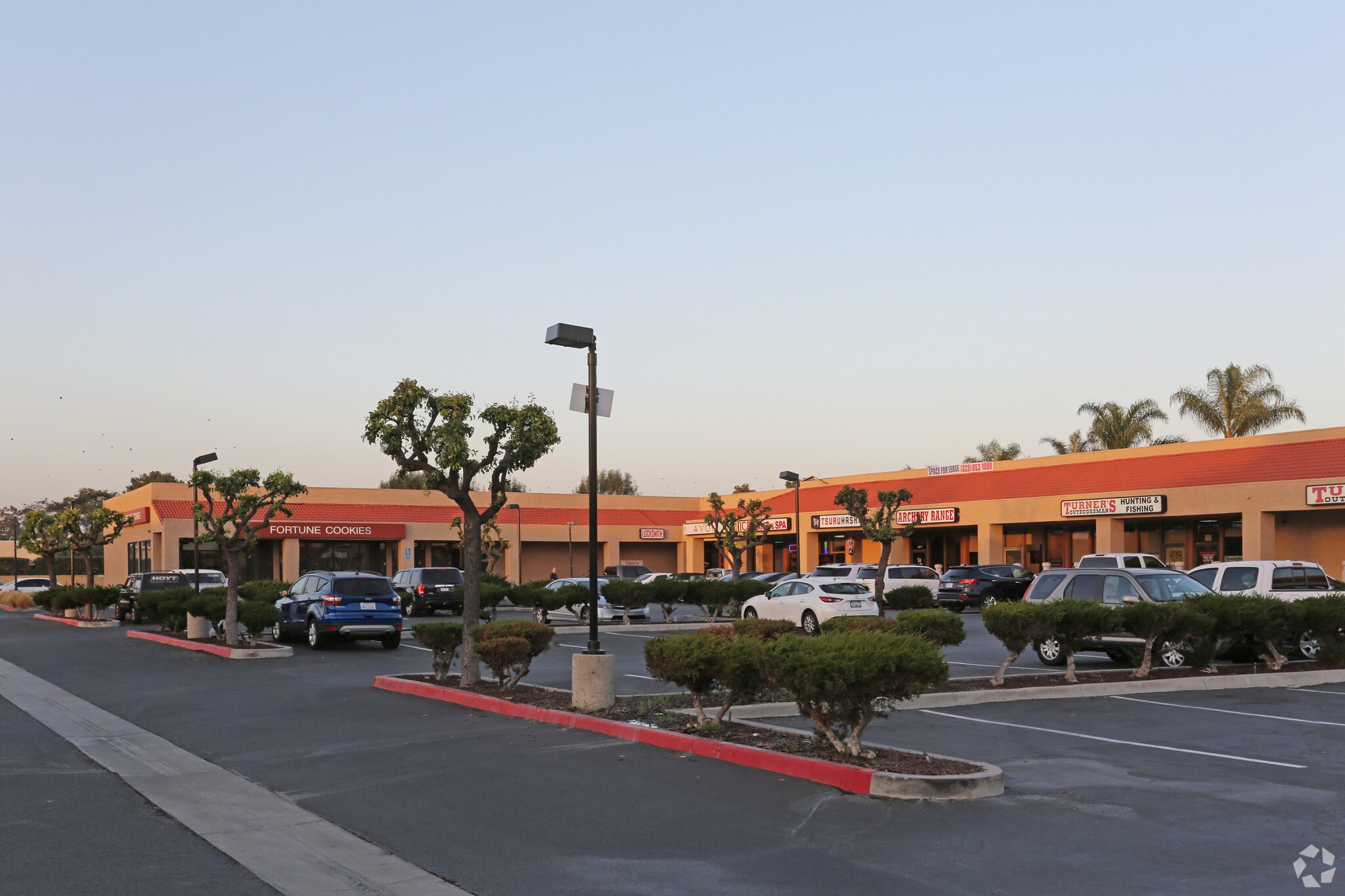 18774-18856 Brookhurst St, Fountain Valley, CA for lease Building Photo- Image 1 of 19