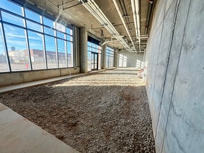 1184 Hank Aaron Dr SE, Atlanta, GA for lease Interior Photo- Image 1 of 13