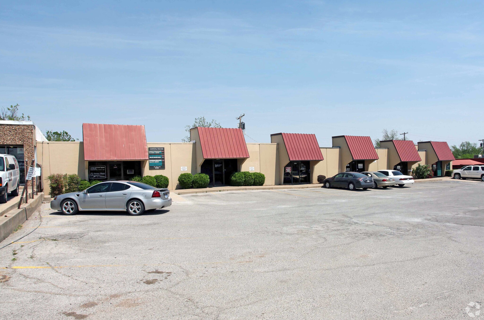 1509-1511 W Gore Blvd, Lawton, OK for lease Building Photo- Image 1 of 24