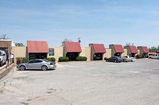 Plus de détails pour 1509-1511 W Gore Blvd, Lawton, OK - Bureau à louer