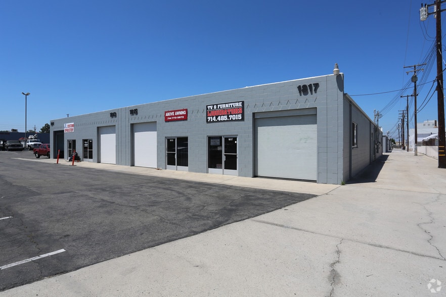 1019-1023 E Raymond Way, Anaheim, CA for lease - Primary Photo - Image 3 of 13