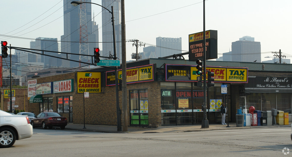 568-570 W Roosevelt Rd, Chicago, IL à louer - Photo du bâtiment - Image 1 de 10