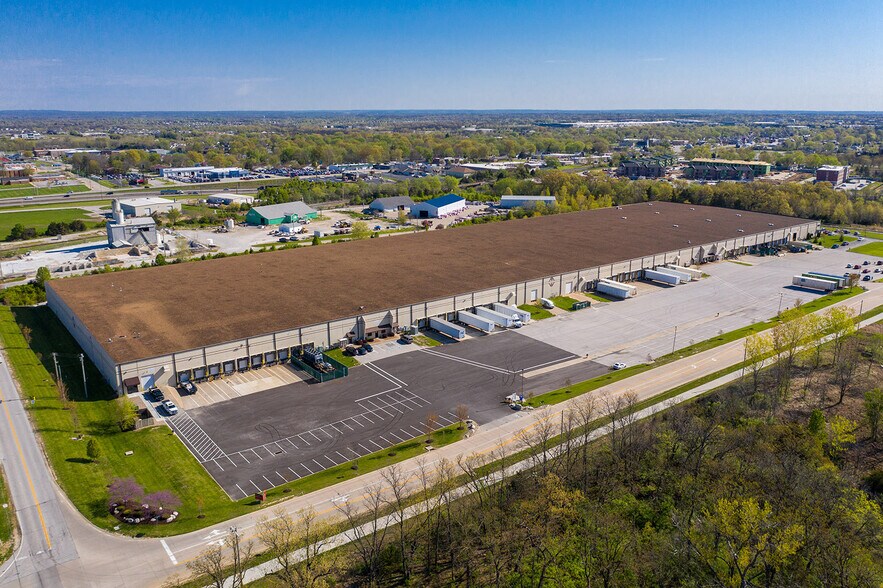 1250-1290 Interstate Dr, Wentzville, MO à louer - Photo du bâtiment - Image 3 de 10