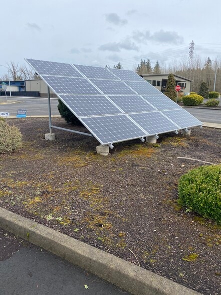 2455 NW Campus Dr, Estacada, OR for lease - Building Photo - Image 3 of 3