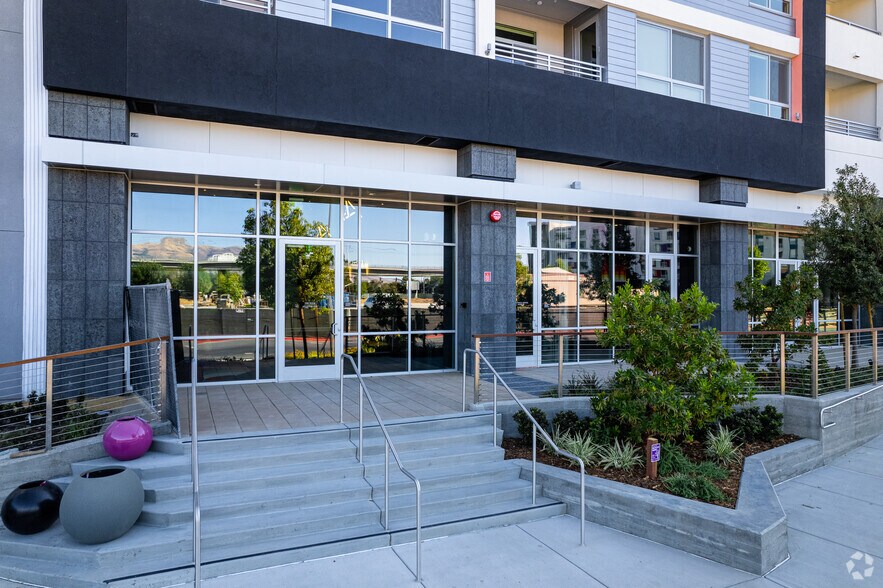 150 Market St, Milpitas, CA à louer - Photo du bâtiment - Image 2 de 4