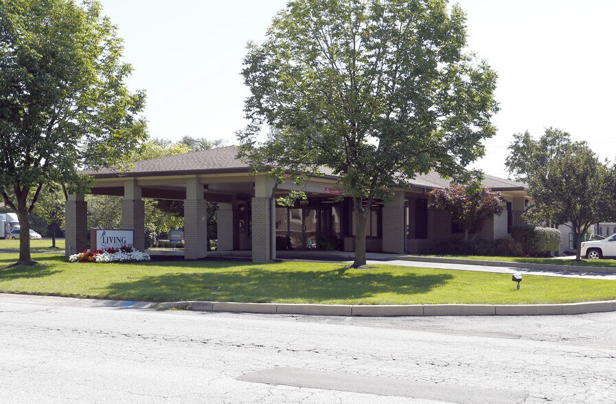 11979 Fishers Crossing Dr, Fishers, IN à vendre - Photo principale - Image 2 de 3