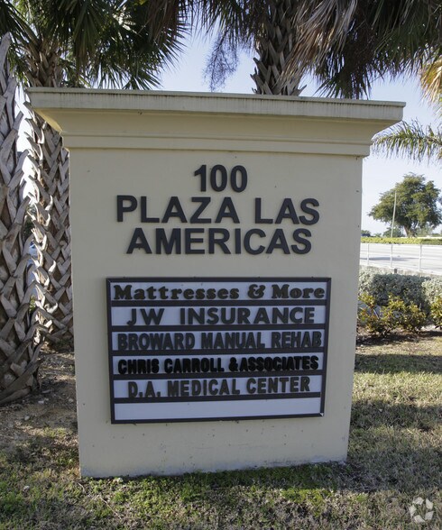 100 N State Road 7, Margate, FL à vendre - Photo du bâtiment - Image 2 de 3