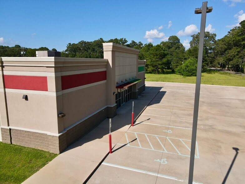 1045 Highway 107, Center Point, LA à vendre - Photo du bâtiment - Image 3 de 9