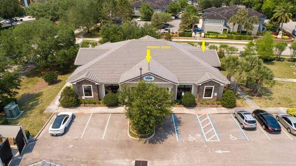 960 International Pky, Lake Mary, FL à louer - Photo du bâtiment - Image 2 de 21