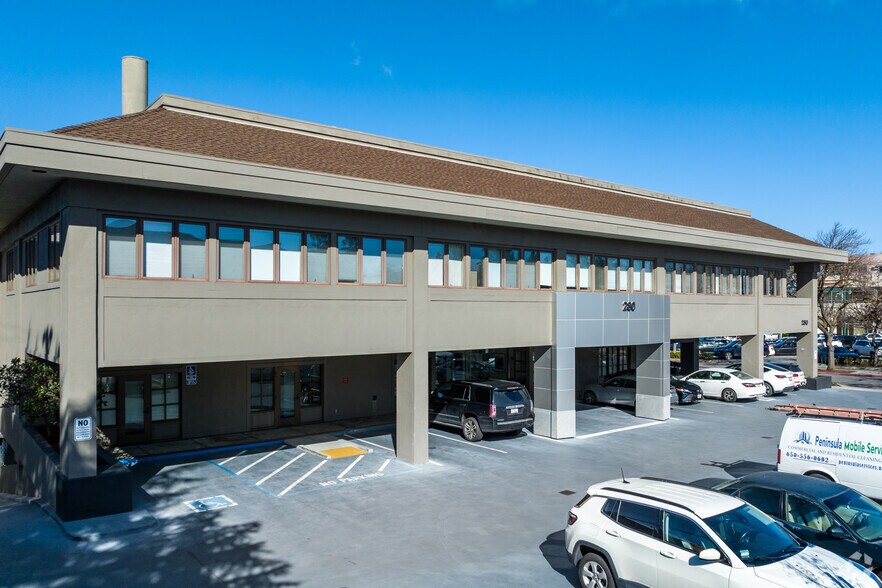 280 2nd St, Los Altos, CA à louer - Photo du bâtiment - Image 3 de 14