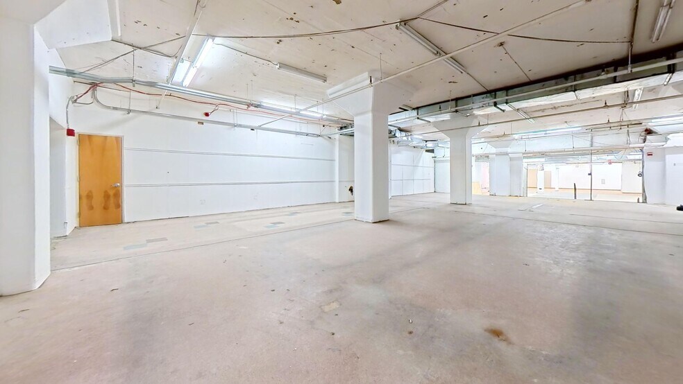 9 Bond St, Brooklyn, NY for lease - Building Photo - Image 2 of 31