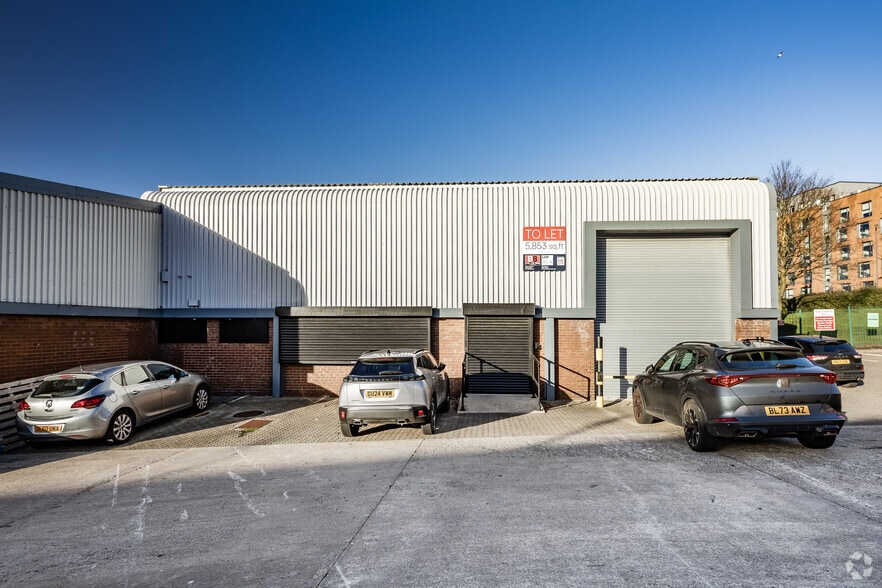 2 Trafalgar Way, Liverpool for lease - Building Photo - Image 3 of 4