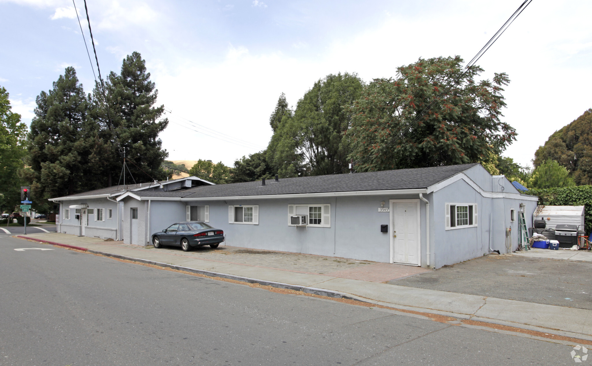 3545 Alhambra Way, Martinez, CA à vendre Photo du bâtiment- Image 1 de 1