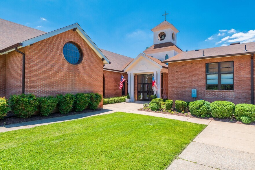 37018 Glendale St, Purcellville, VA à louer - Photo du bâtiment - Image 2 de 8